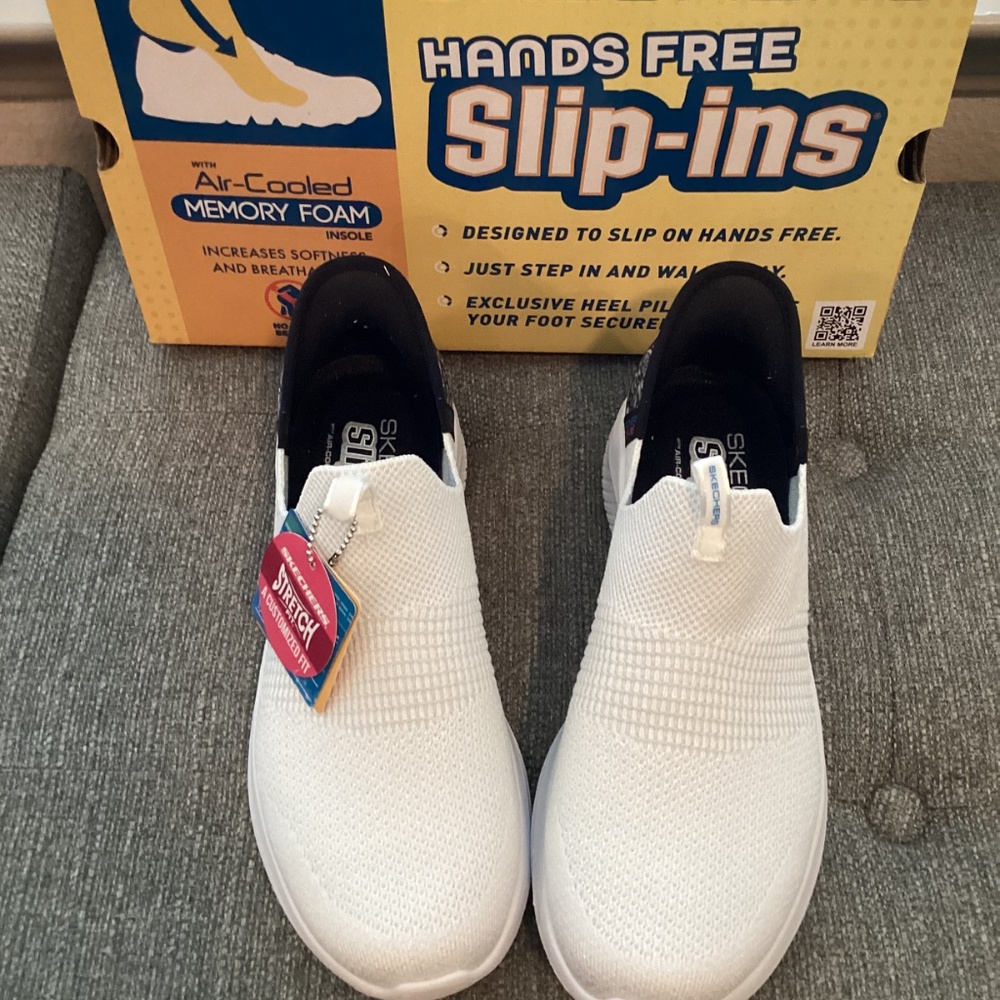 Skechers Women's Slip-Ins: Ultra Flex 3.0 - Full Flight Casual Sneakers,… - Picture 2 of 11